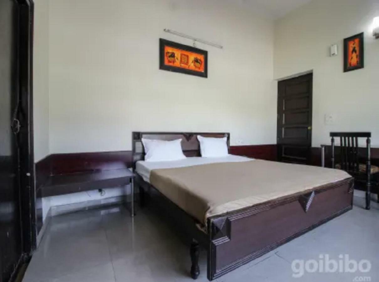 Hotel Utsav Dehradun Eksteriør billede