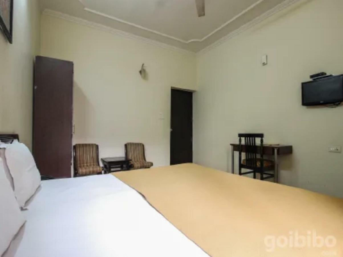 Hotel Utsav Dehradun Eksteriør billede