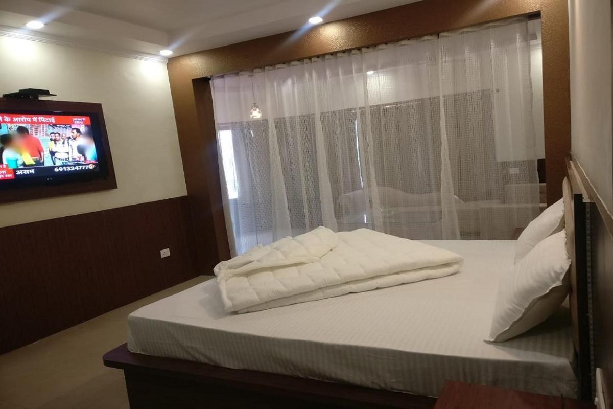 Hotel Utsav Dehradun Eksteriør billede